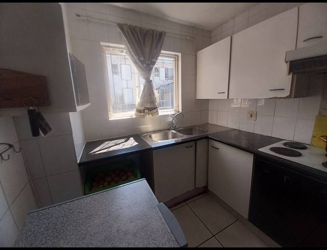 3 BEDROOM FLAT FOR SALE IN PINETOWN CENTRAL